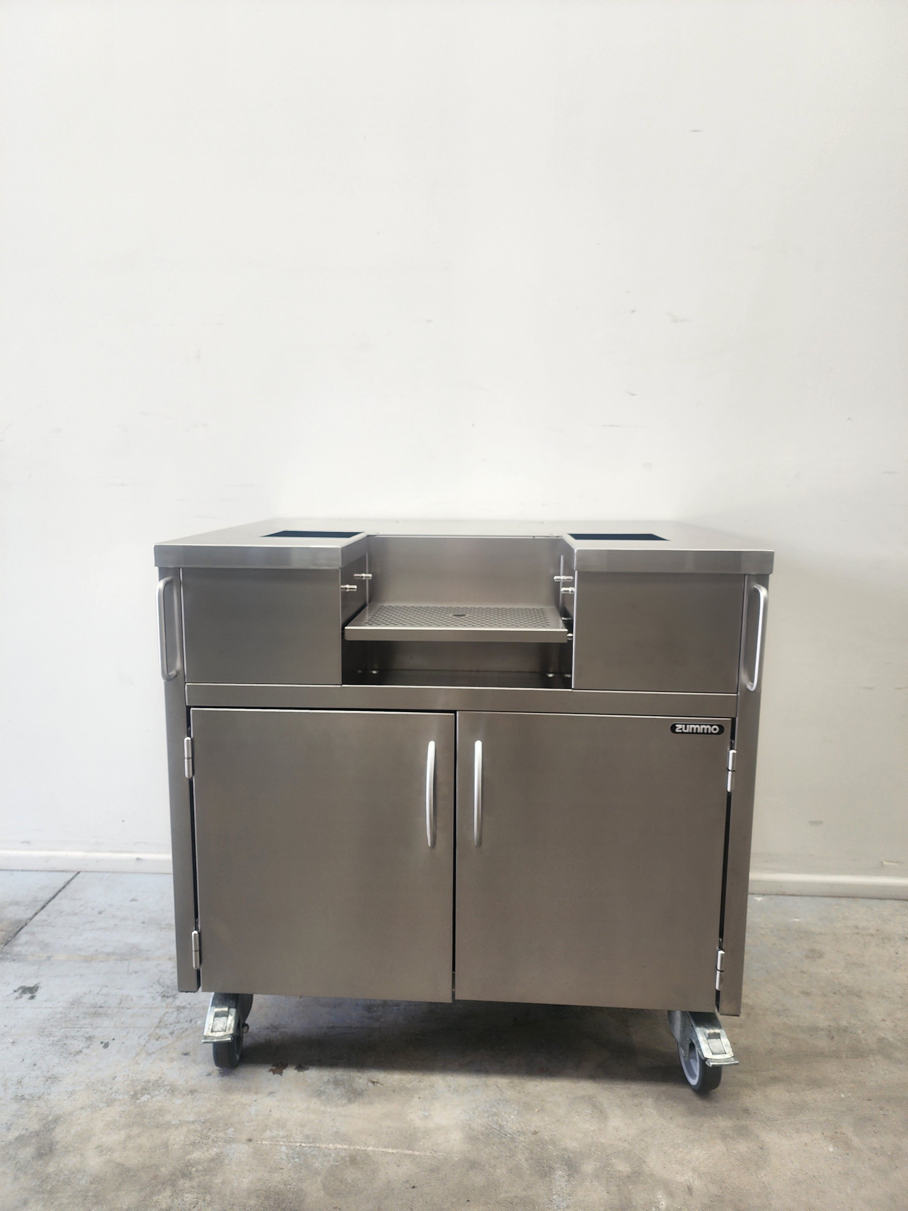 Z40 Used Dual Plus Cabinet – Built for Commercial Juice Production