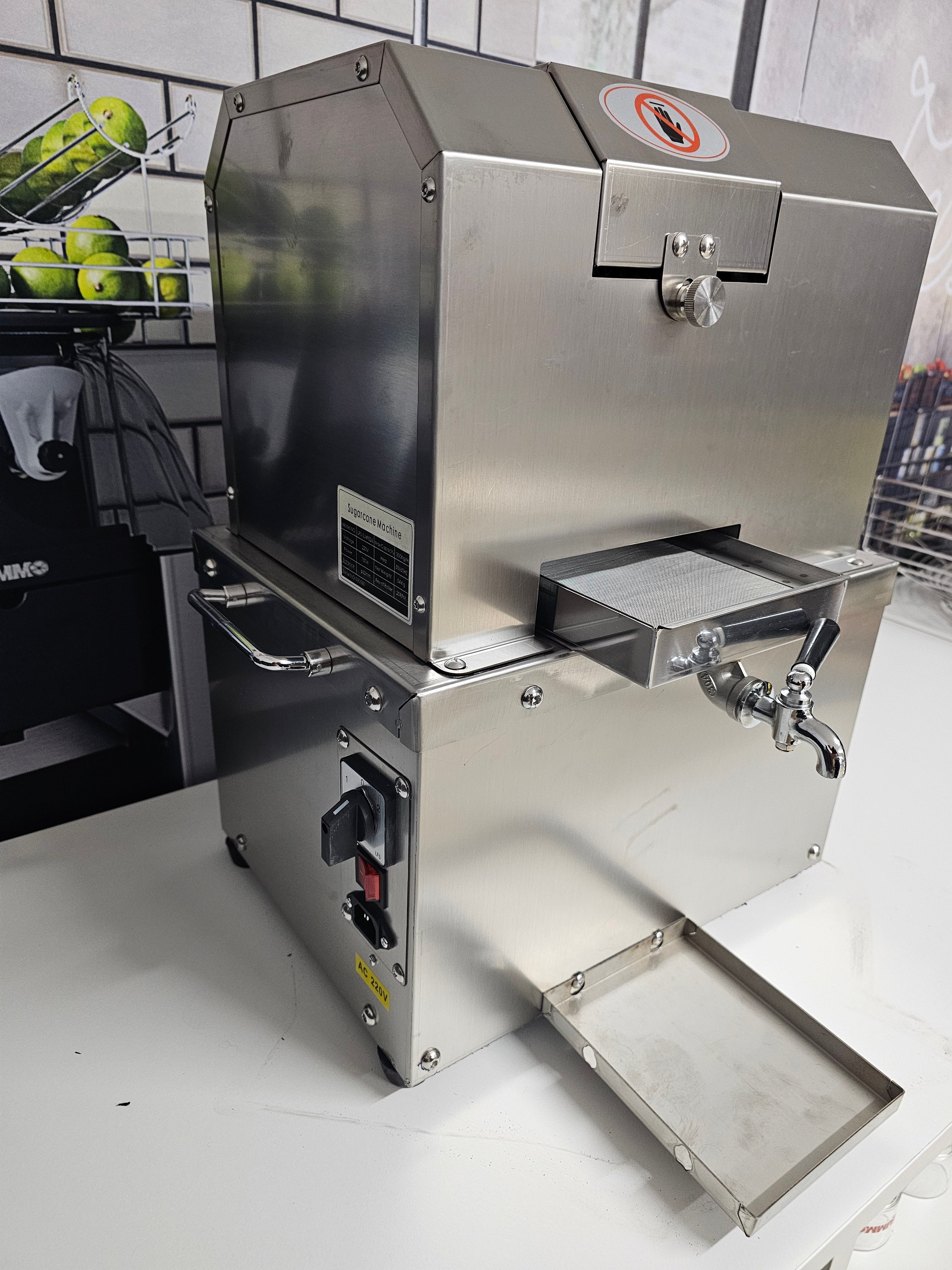 Sugarcane Juicer (Model LFS-SJ4FE26)