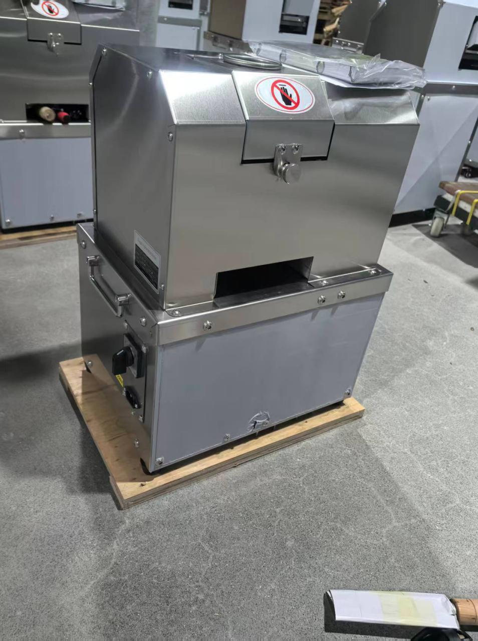Sugarcane Juicer (Model LFS-SJ4FE26)