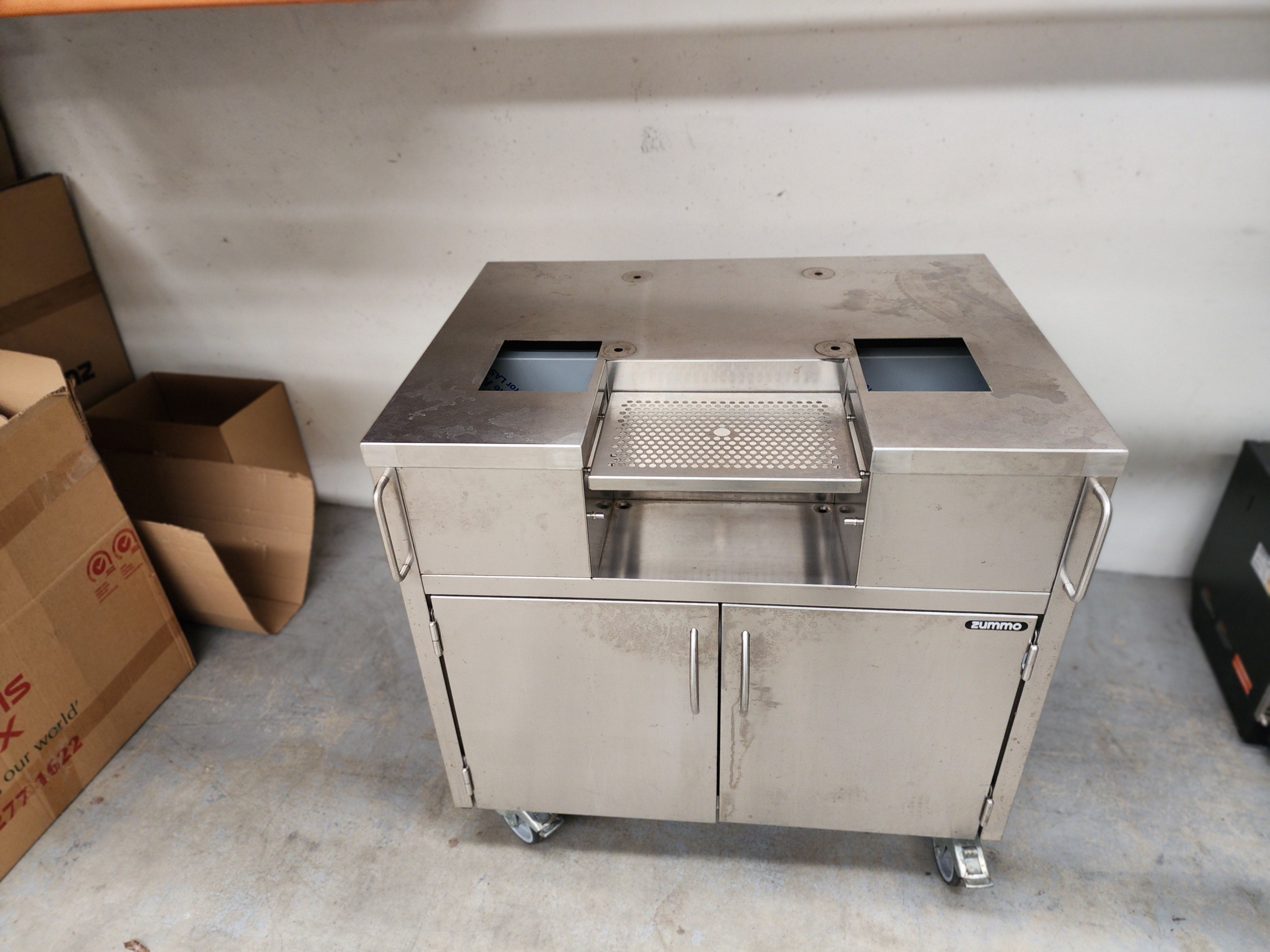 Z40 Used Dual Plus Cabinet – Built for Commercial Juice Production