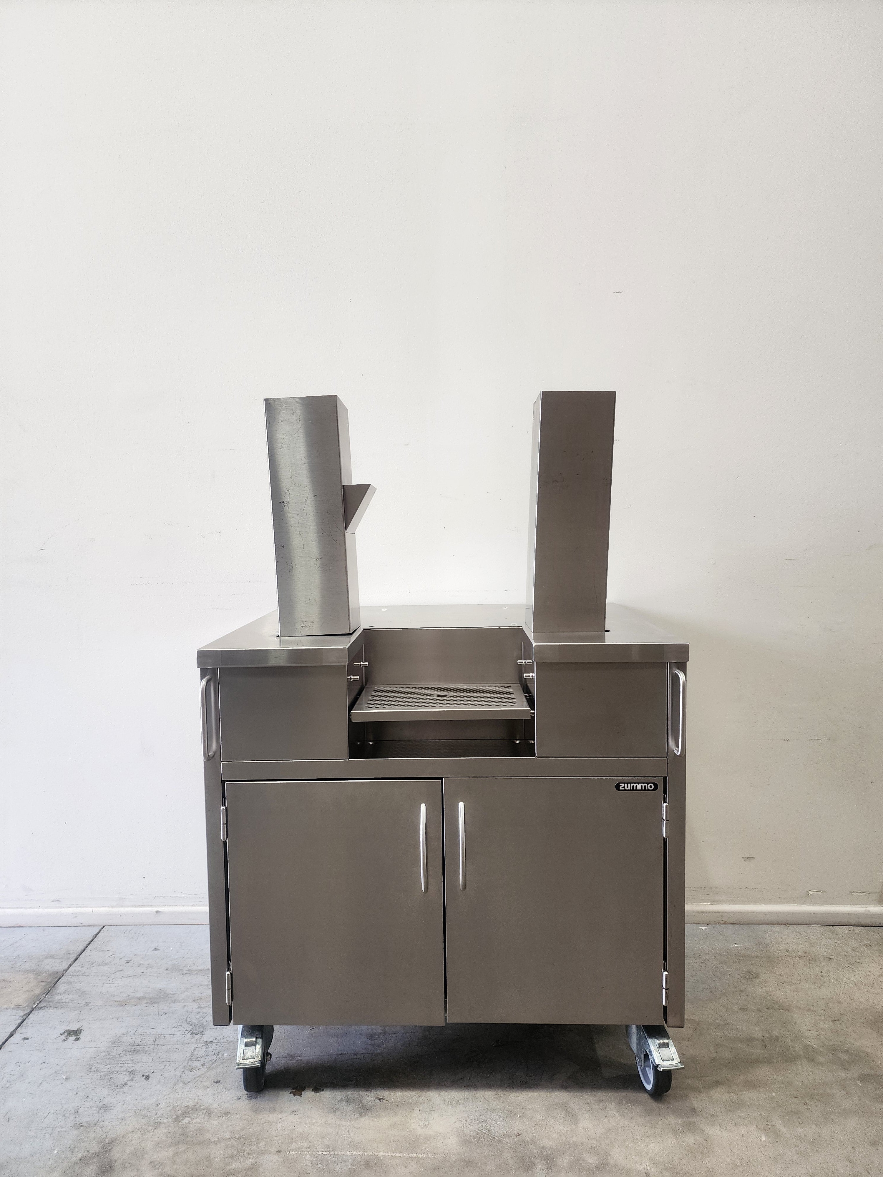 Z40 Used Dual Plus Cabinet – Built for Commercial Juice Production